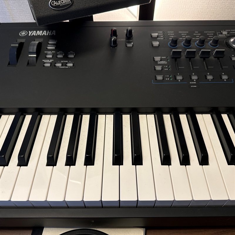 YAMAHA MODX8の画像